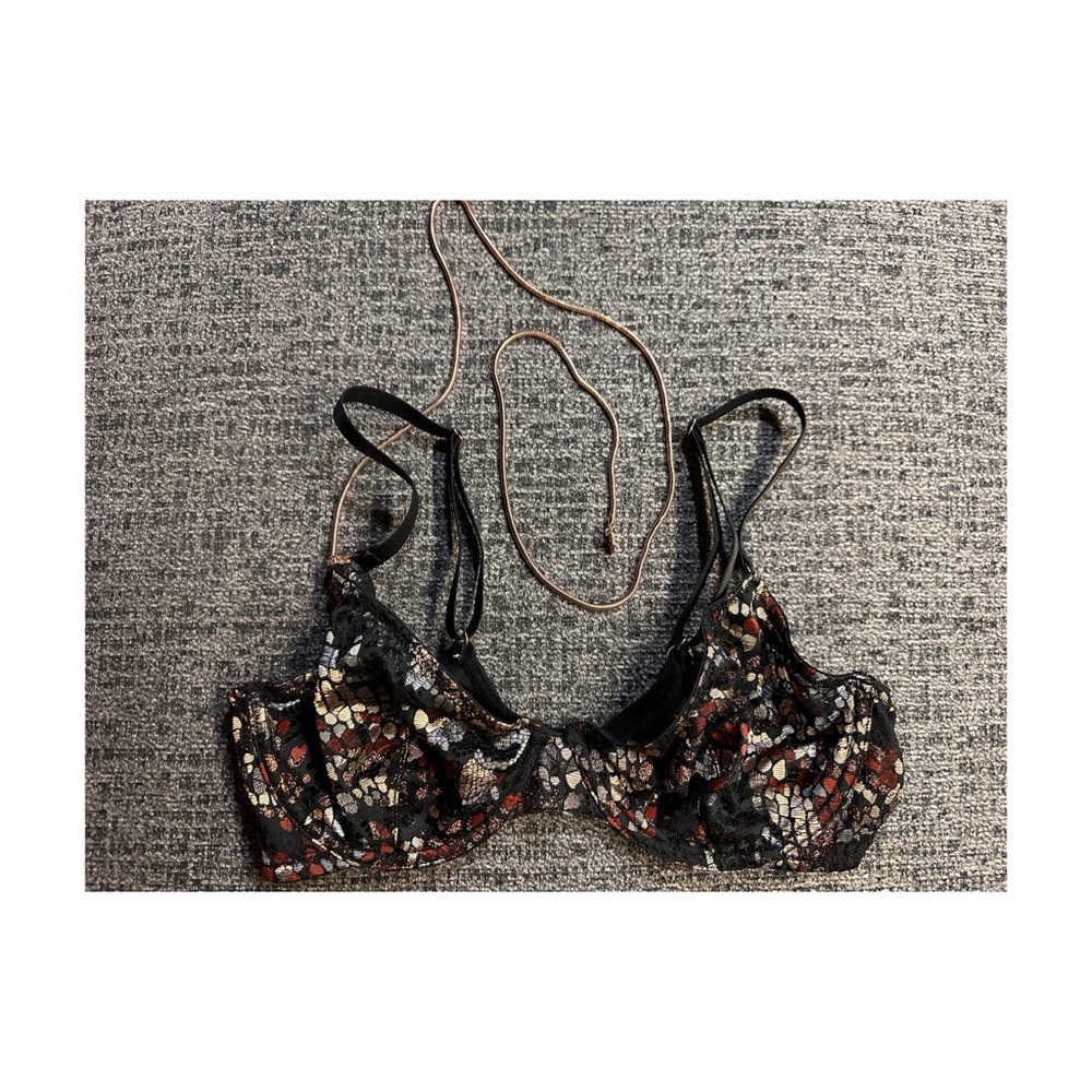Savage X Fenty Cold Hearted Lace Snakeskin Bra